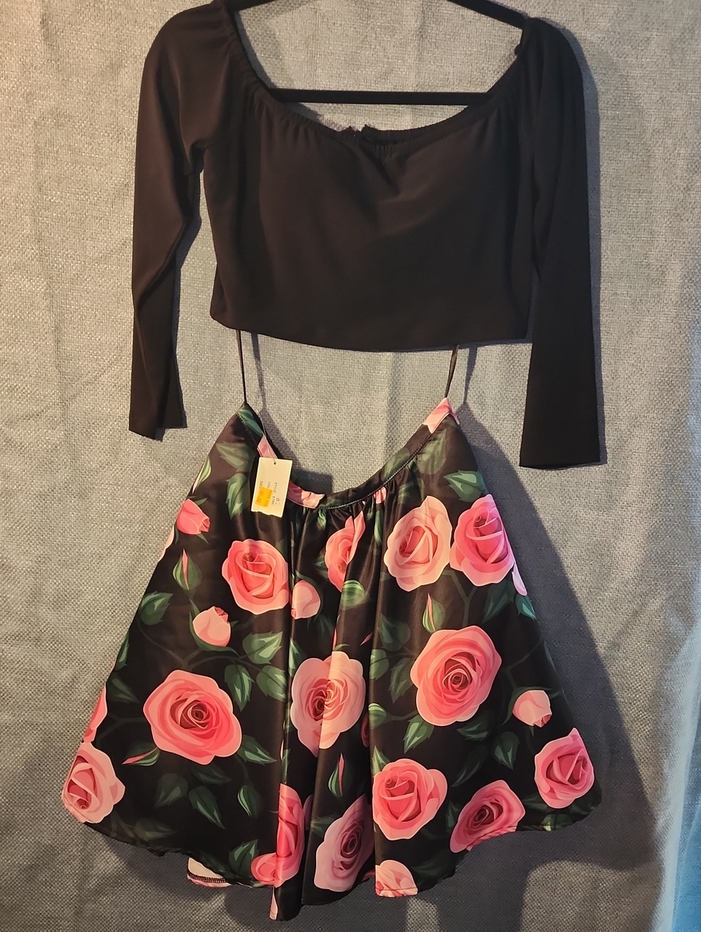 Black Crop Top with Pink Rose Print Full Skirt.  Size 6.  NEW
